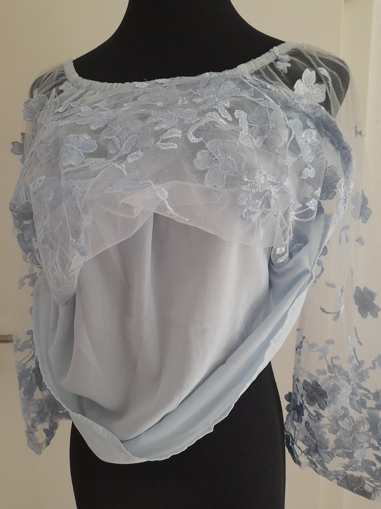 Lipsy traumhafte Sommerbluse NEU in hellblau