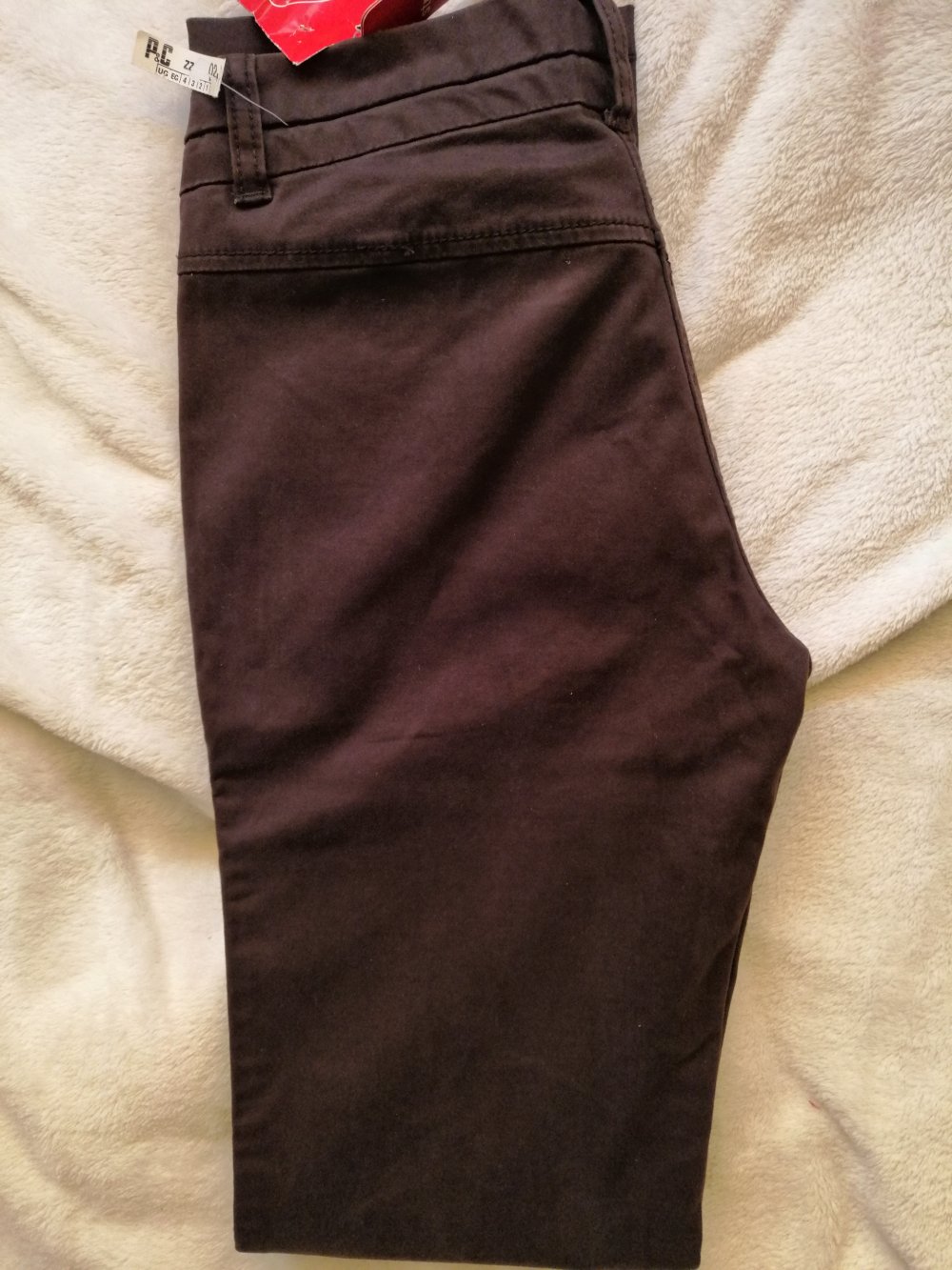 samtige braune Hose, Stretch, neu mit Etikett