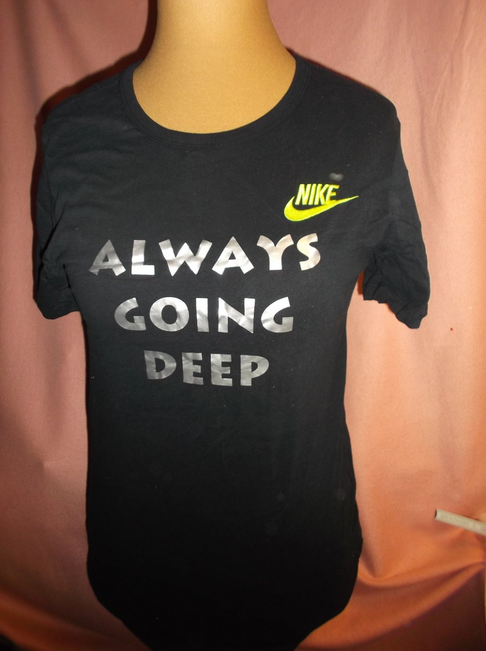 Nike Herren Motiv Shirt Stretch Tshirt Gr. S/M schwarz