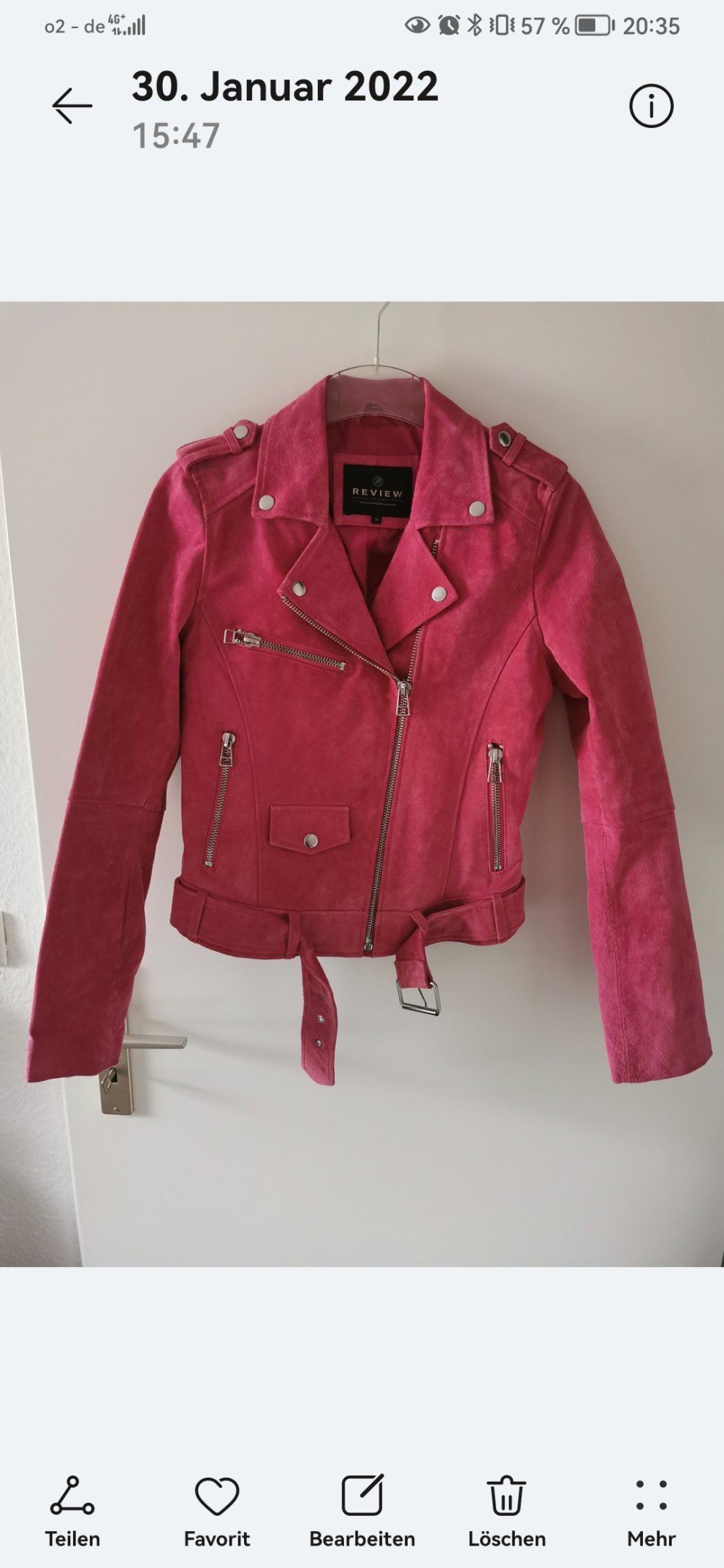 Pinke Lederjacke 