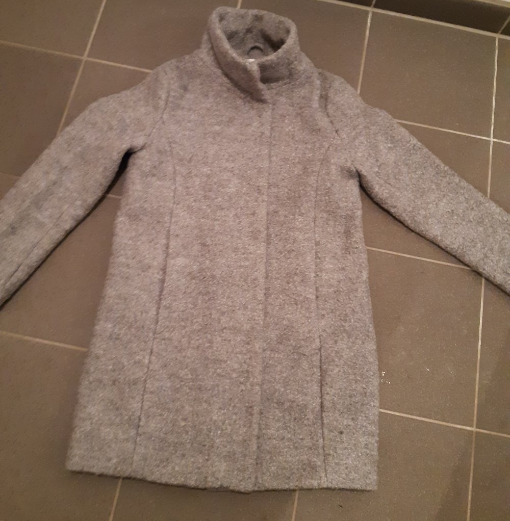 Damen Wintermantel*Reserved*38  Neu*