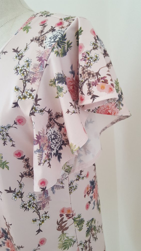 Taifun Bluse Tunika Blumen Gr.M Volant Arme