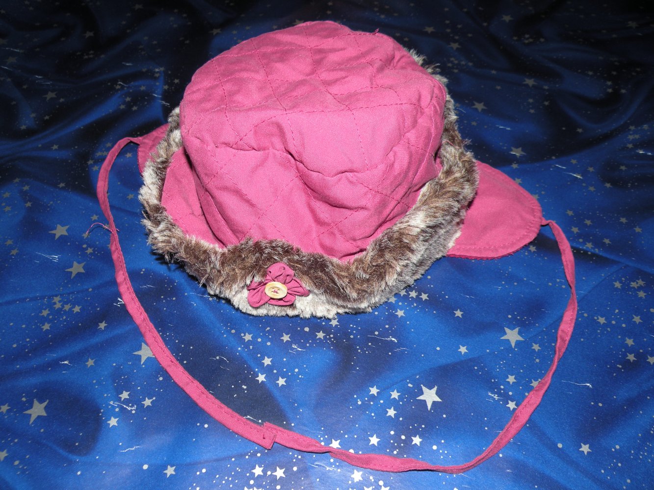 Mütze KU 48 cm weinrot Kunstfell super Zustand zum Binden