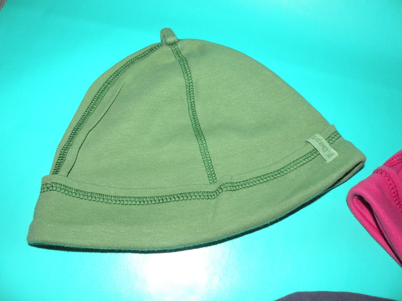 Set Paket Mützen Beanie Frühling Übergang 3 Stück H&M Gr 86 grün pink lila top