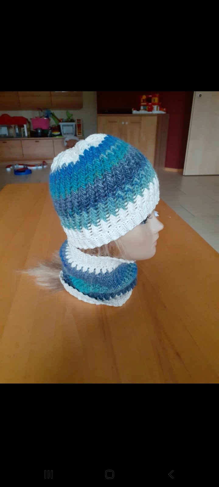 SET: Mütze und Schal 