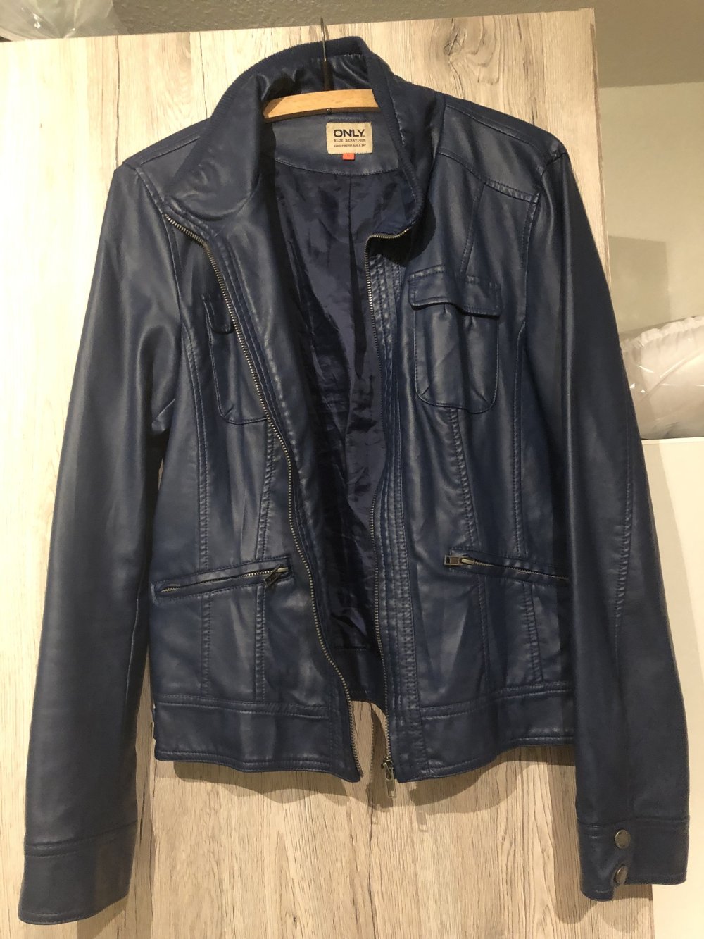 ONLY Kunstlederjacke dunkelblau 