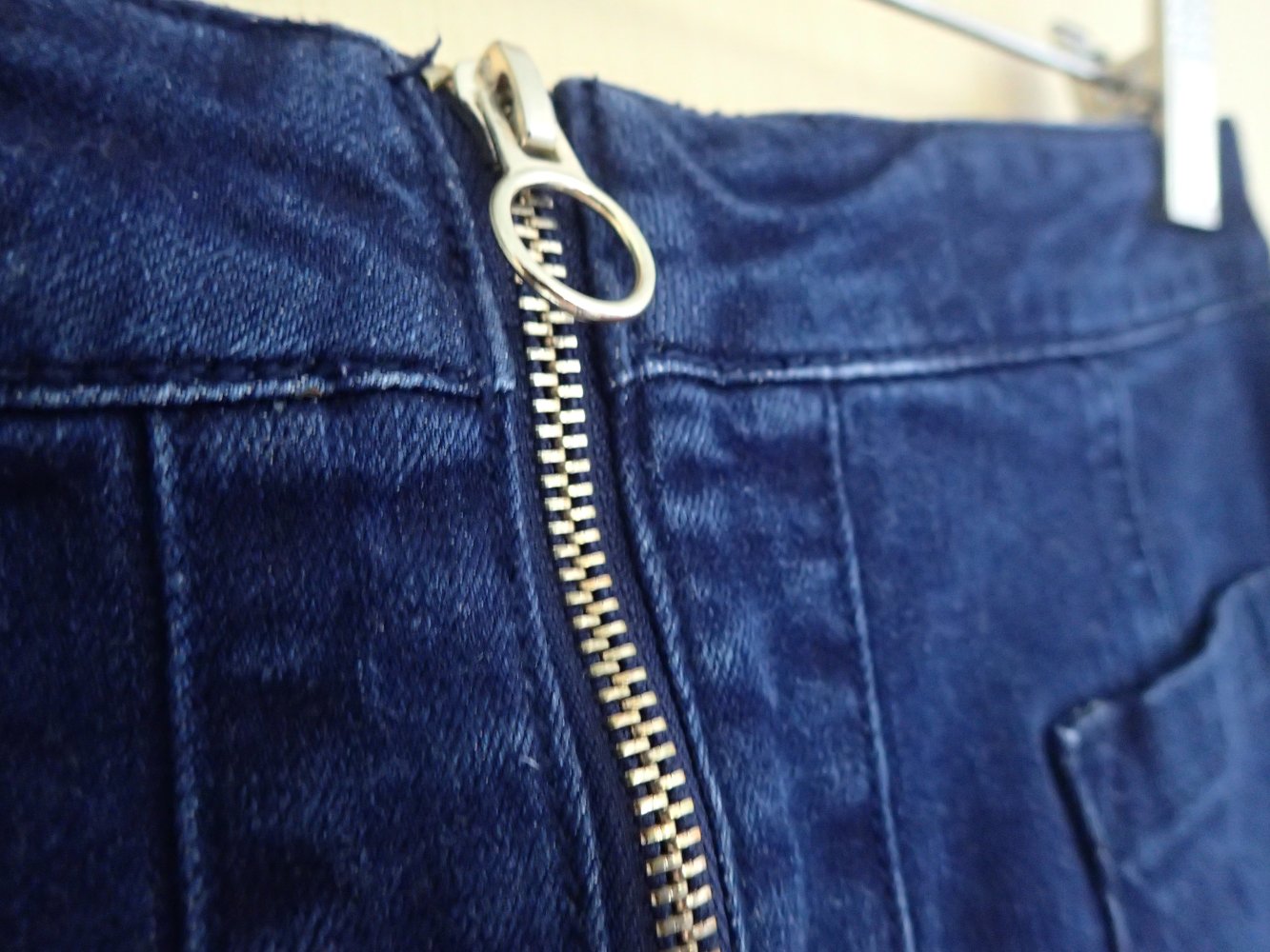 dunkler Jeansrock, Minirock, mit Reißverschluss