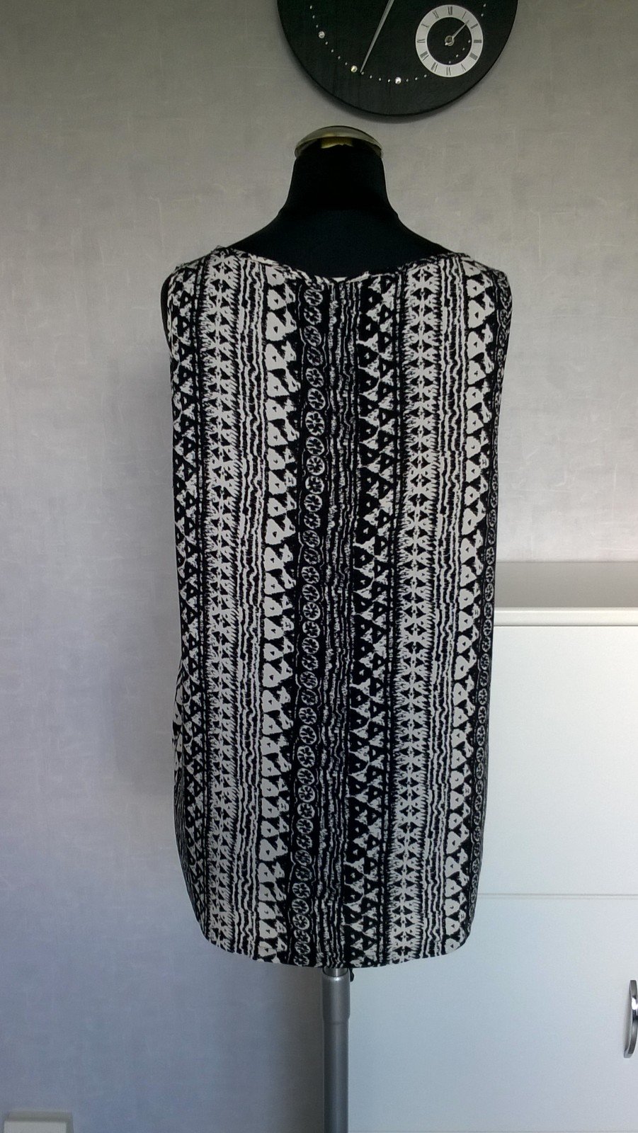 Blusentop Top Bluse Shirt Oberteil schwarz ecru Muster Gr. M Vero Moda