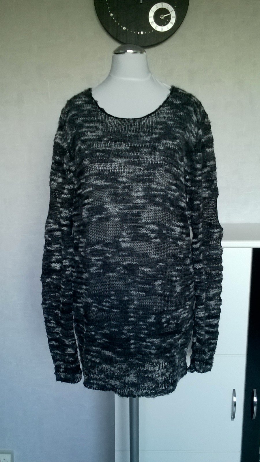 Strickpulli Longpulli Pulli Pullover Longpullover Grobstrick mit Wolle schwarz grau Gr. 36/38 Laura Scott neu mit Etikett