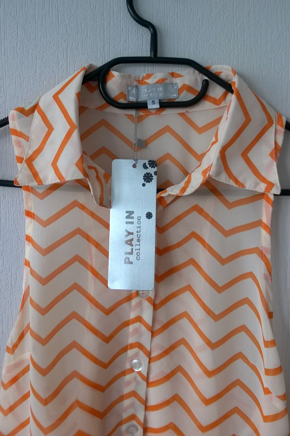Bluse Chiffonbluse Shirt Oberteil ärmellos creme orange Muster Gr. S Play In Collection neu mit Etikett