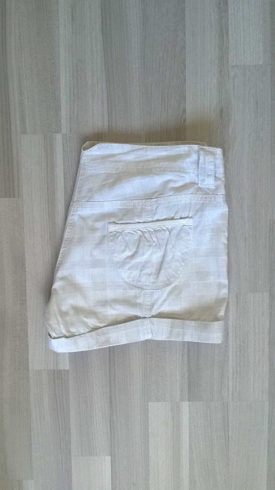 Shorts Hose Hotpants creme kariert Gr. L Madonna