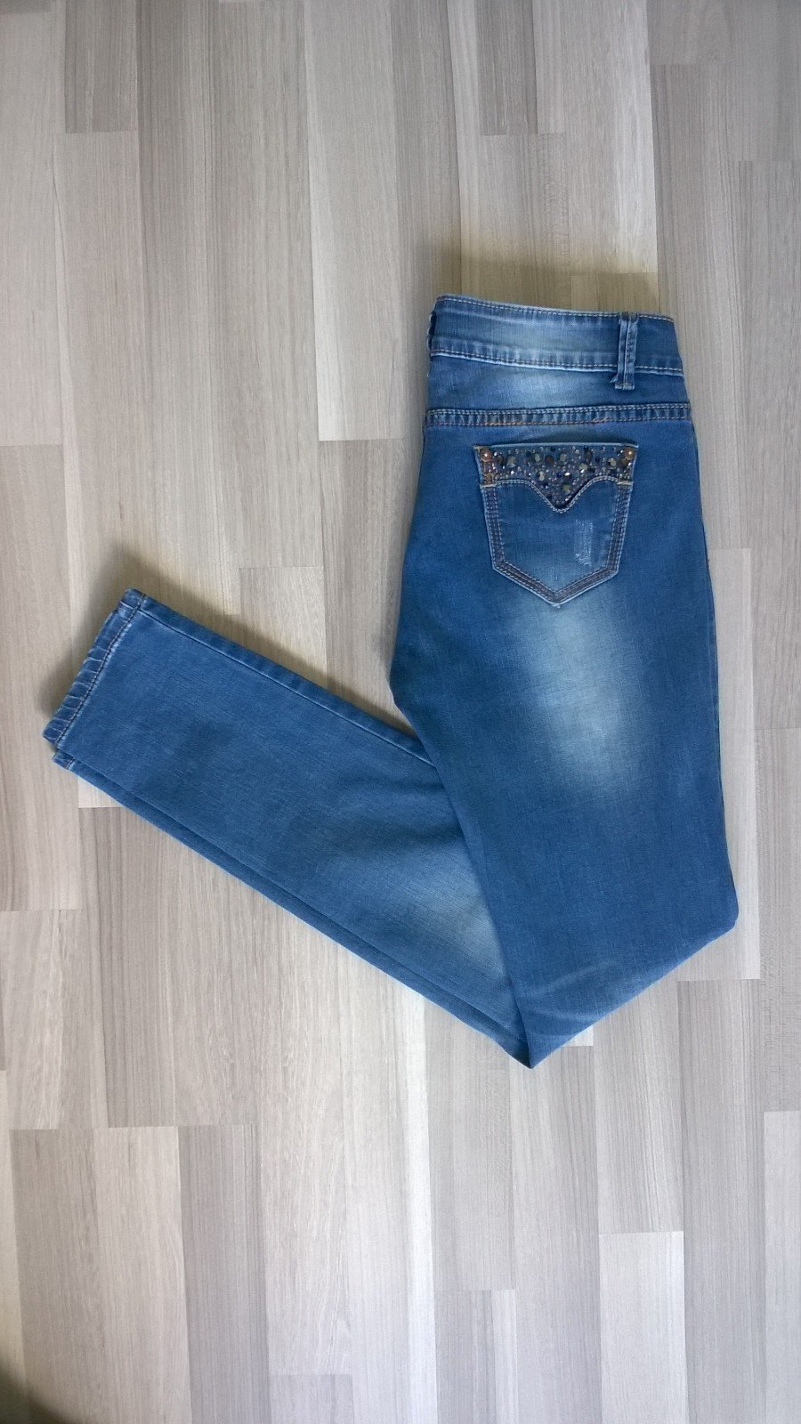 Skinny Jeans Röhre Ripped Hose destroyed blau mit Steinen Ker-bix-ker forever