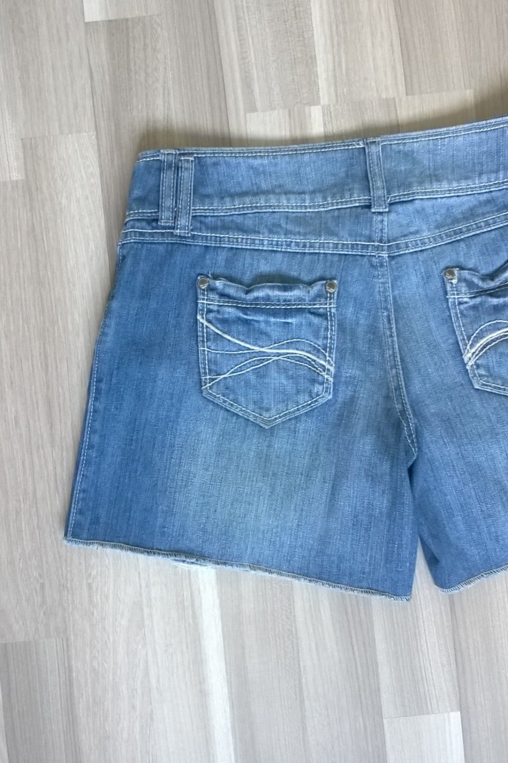 Jeansshorts Shorts Hose Hotpants blau used Gr. 36 flame