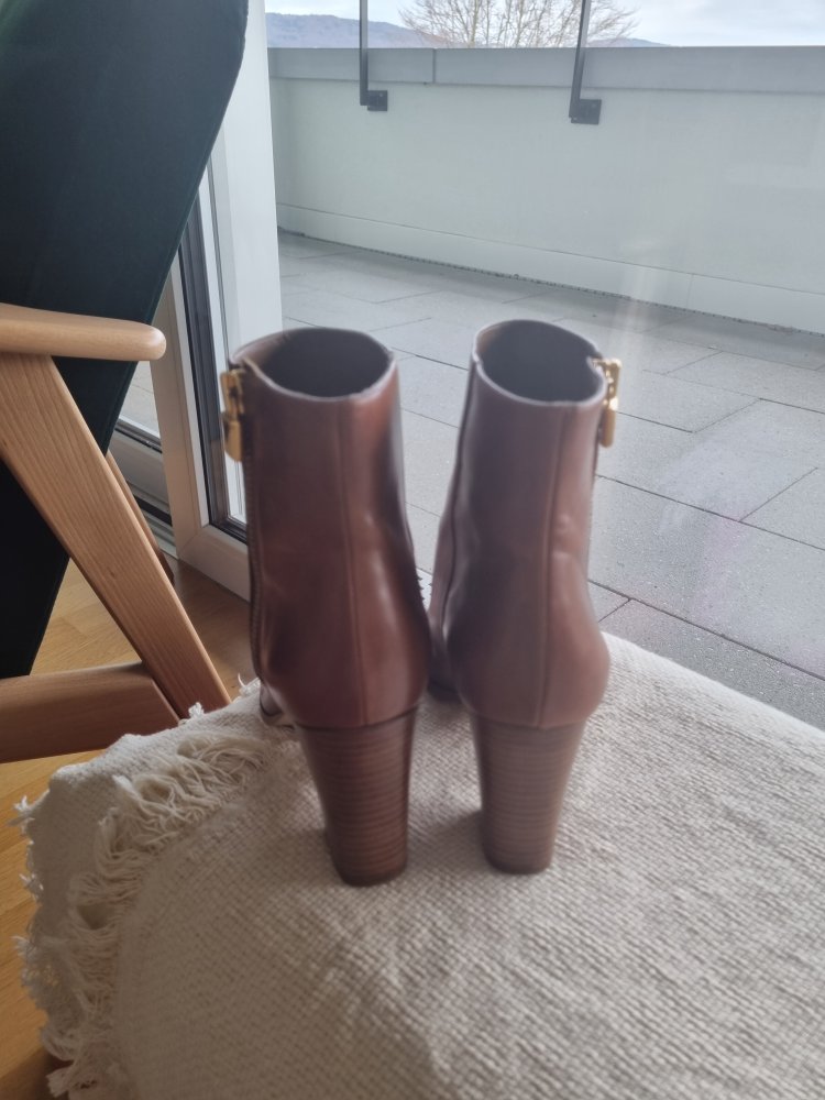 Michael Kors boots size 39(8)