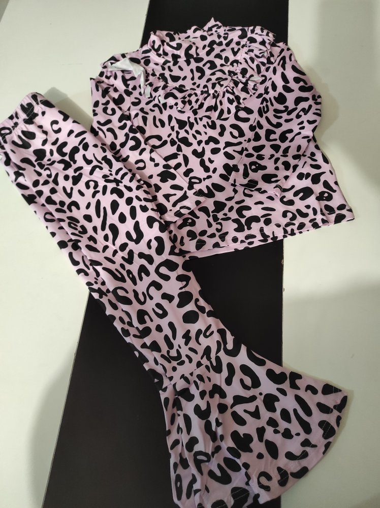 Mädchen zweiteiler Größe 110