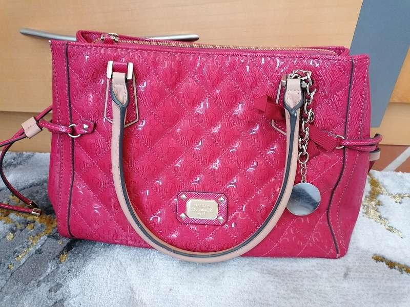 Guess Henkeltasche