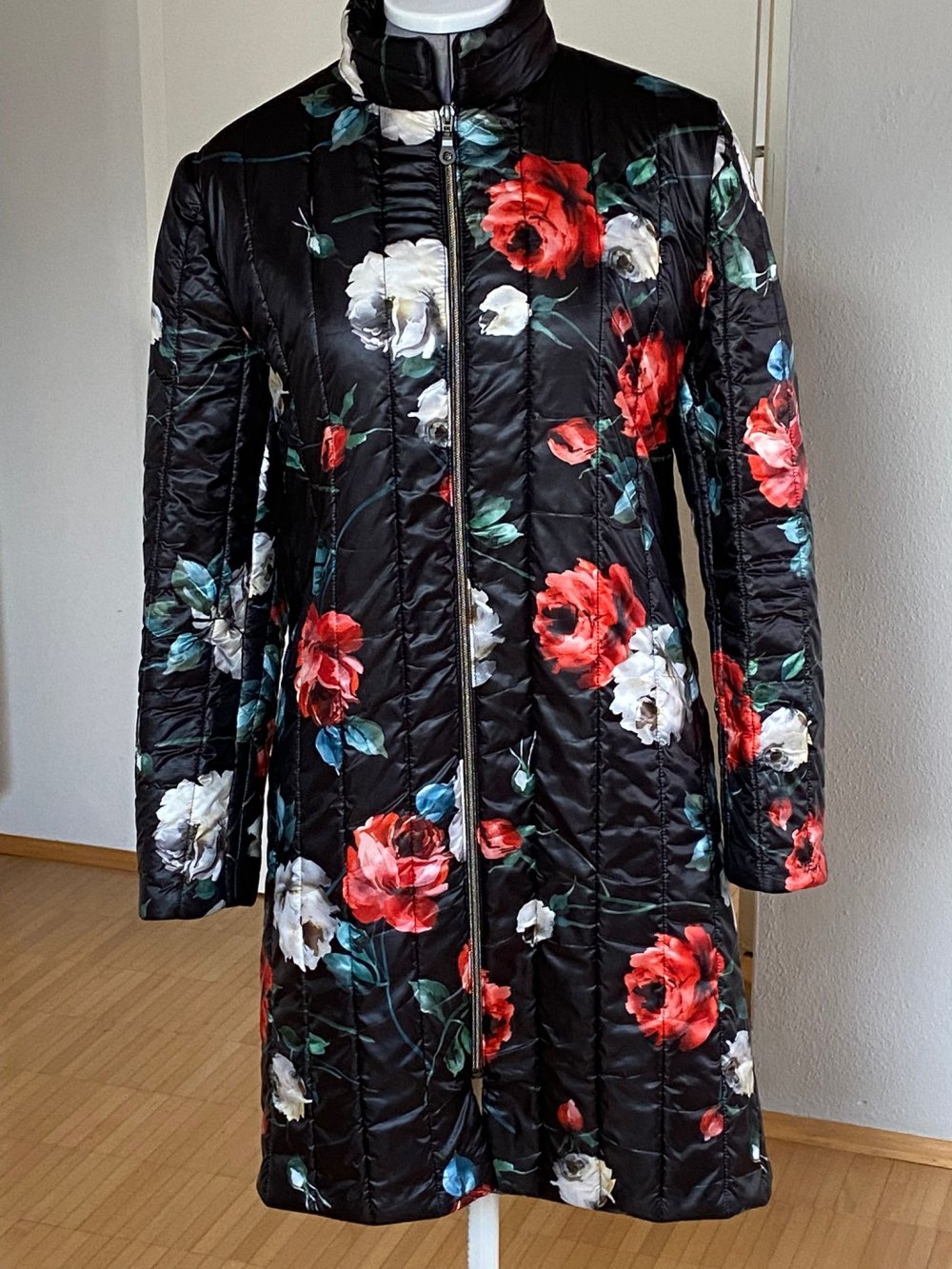 Steppmantel 34 Massanfertigung #stoff von Dolce & Gabbana