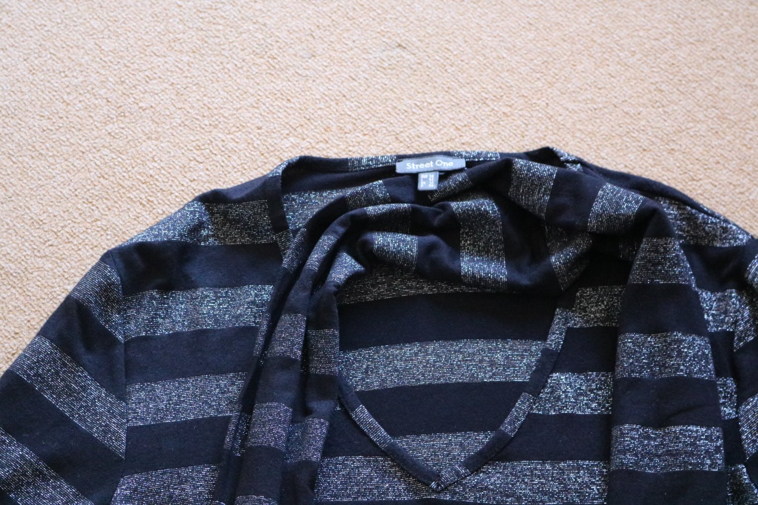 Street One Langarmshirt  schwarz/silber - edel - wie neu 