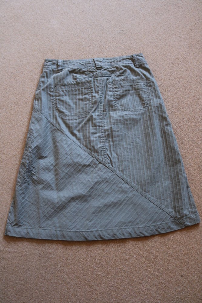 S.Oliver Rock khaki Gr. 36 -  stylisch -