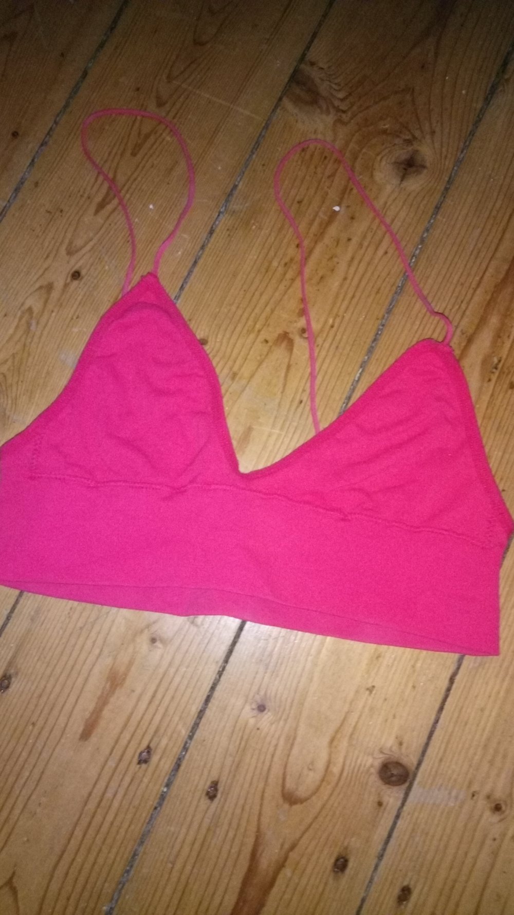 Pinkes Bustier mit Spaghettiträgern