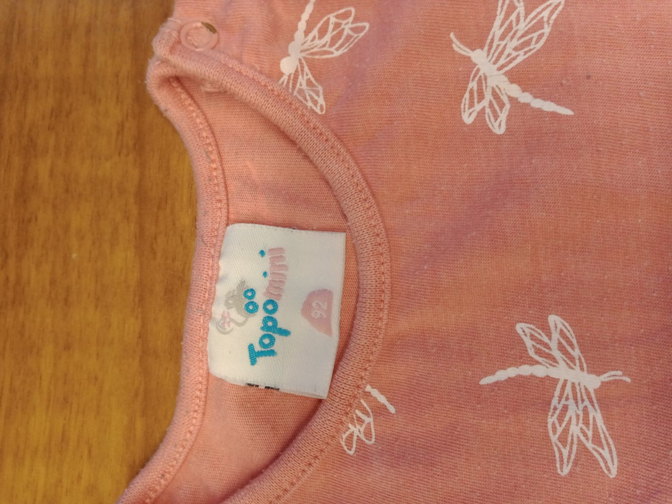 rosa Baumwollkleidchen mit Libellen