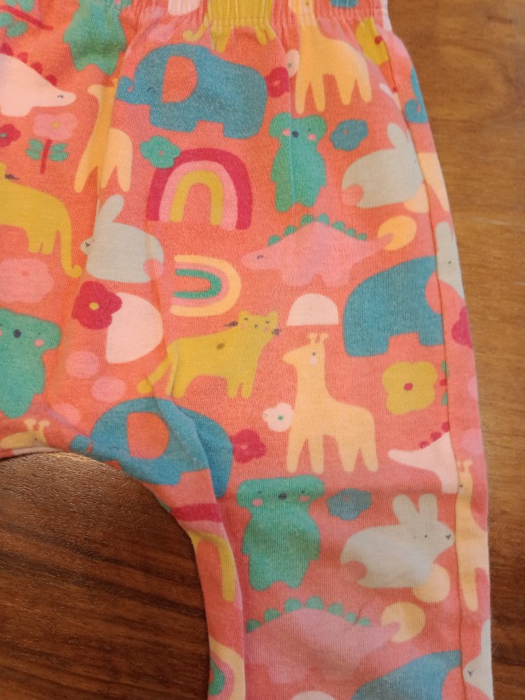 Leggins pink mit Tieren Gr. 86