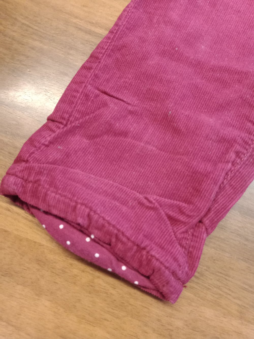 bordeaux Hose Gr. 86