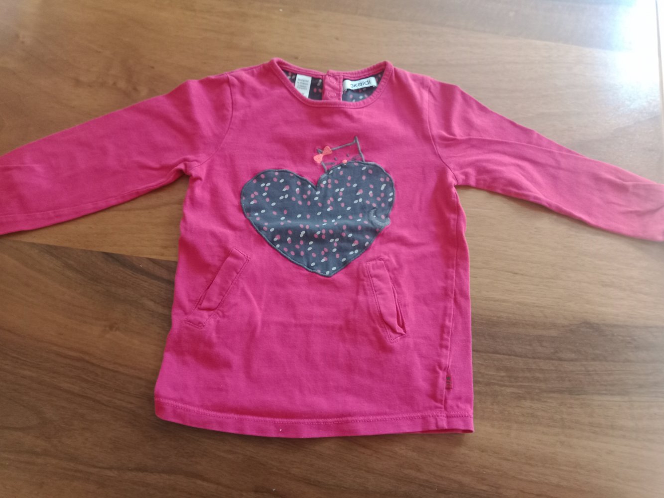 pink Sweatshirt Herz