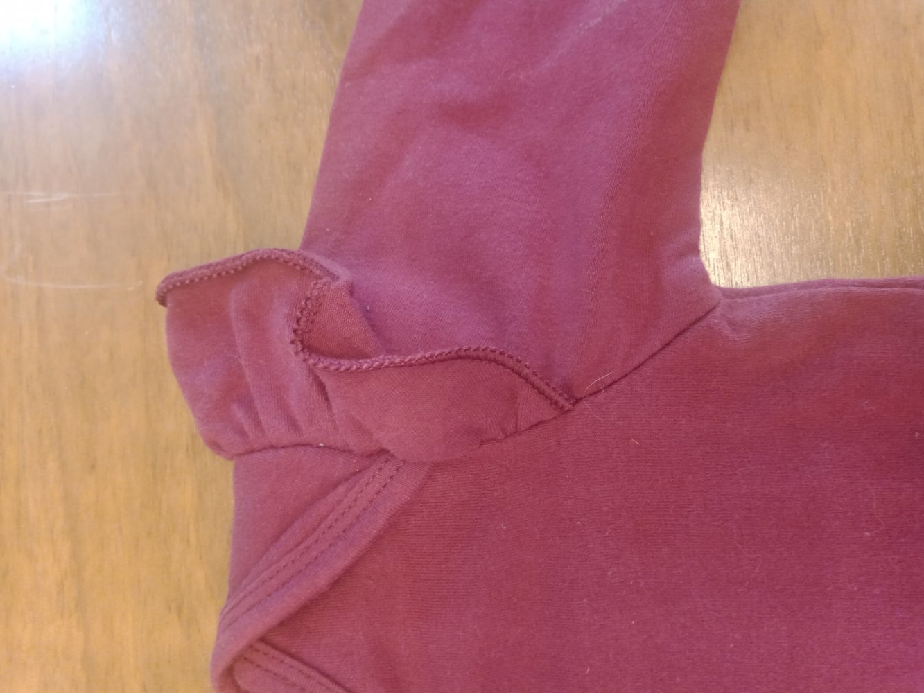 bordeauxroter Body langarm