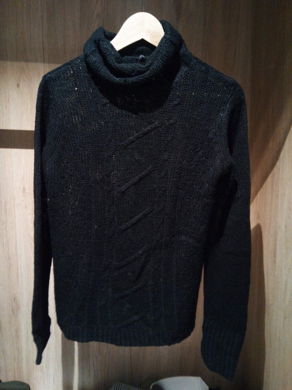 schwarzer Strickpullover Grösse M