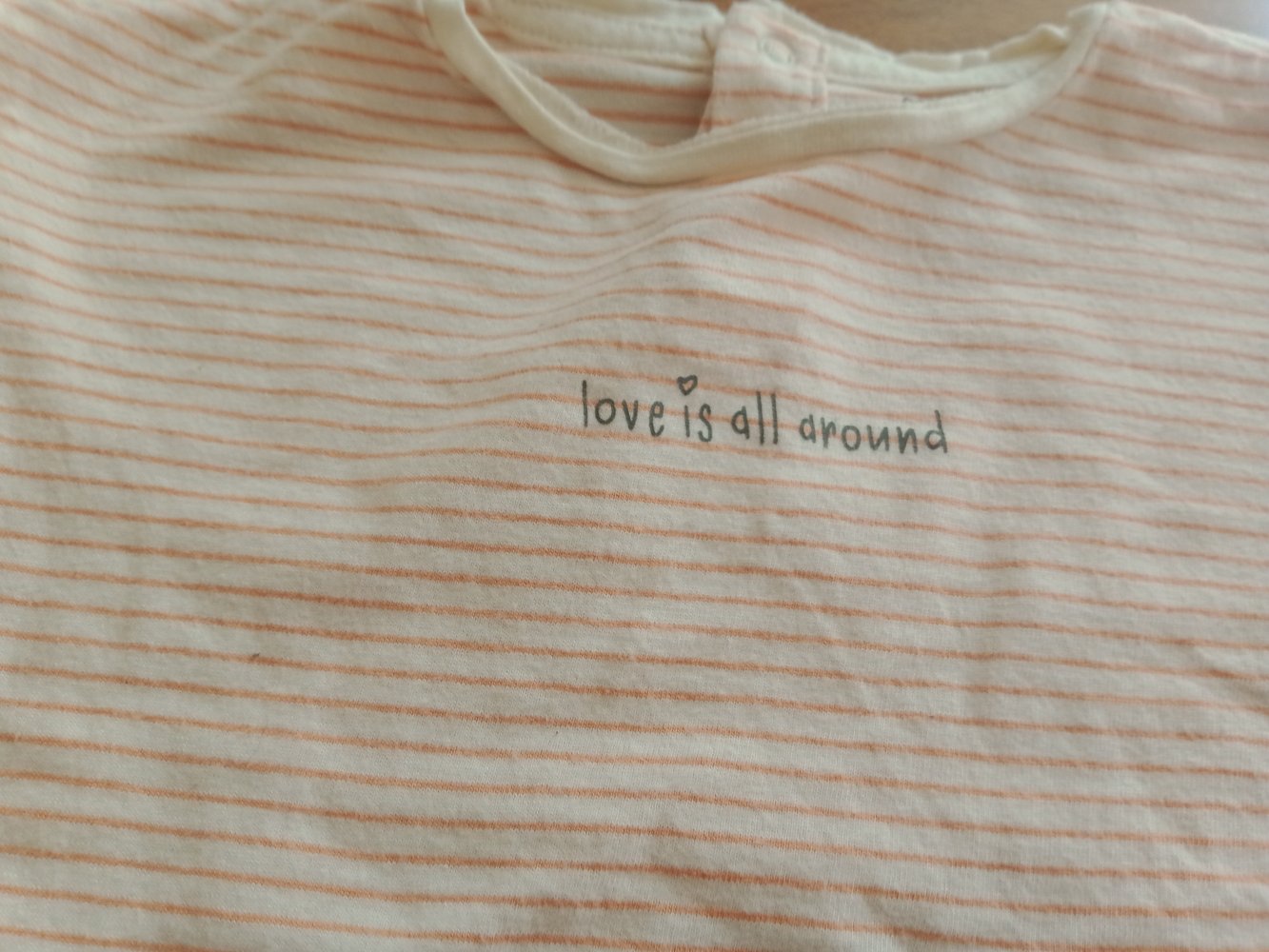 Basic weiss/orange gestreiftes Sweatshirt 