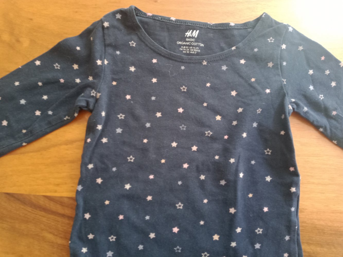 blaues dünnes Sternchen-Sweatshirt