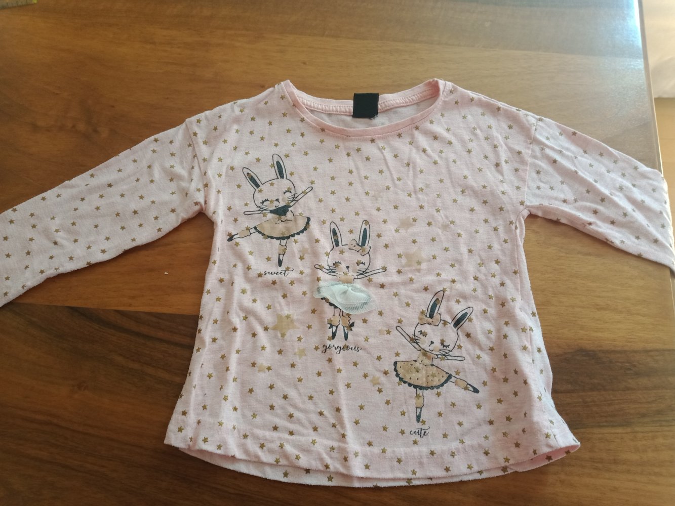 rosa Sweatshirt goldene Sternchen und Hase