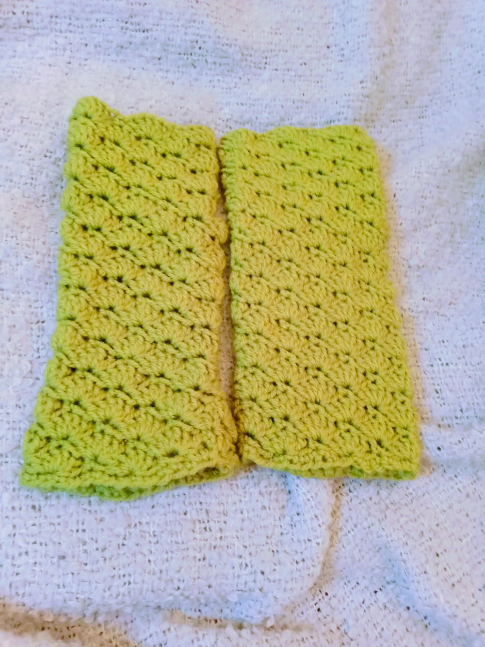Handstulpen gehäkelt grün