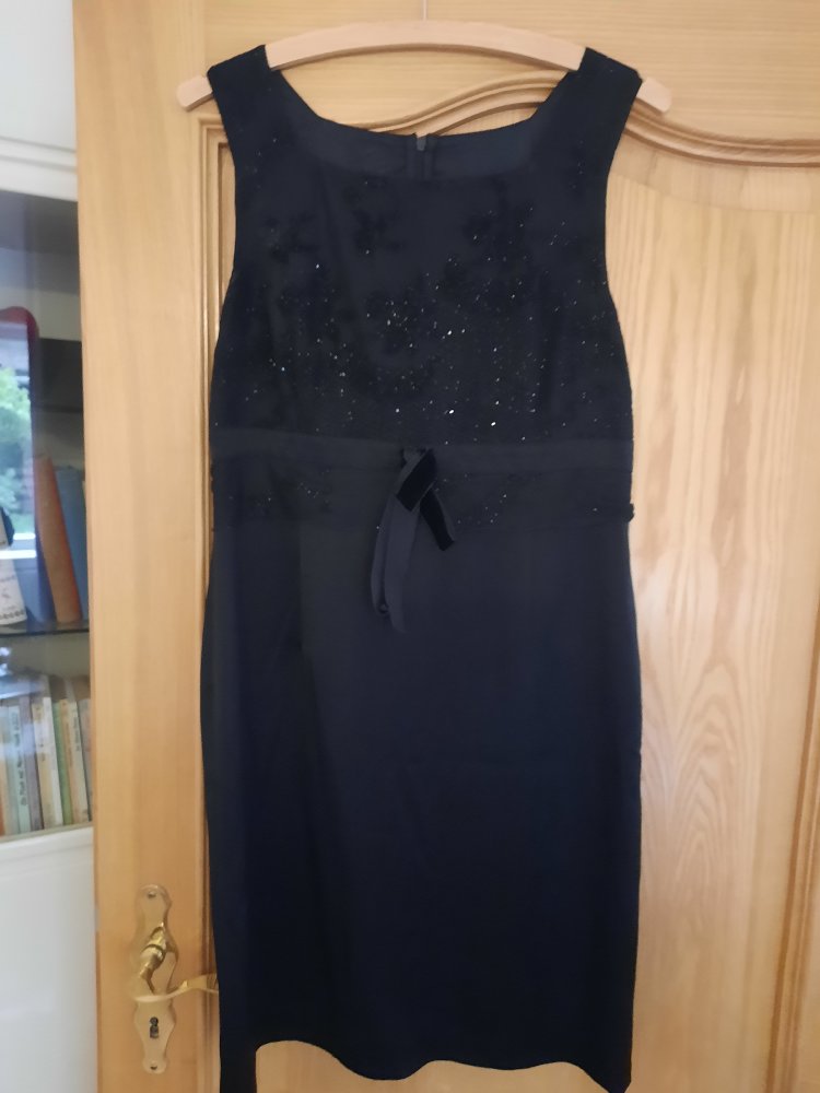 Cocktail-Etuikleid - Gr.40