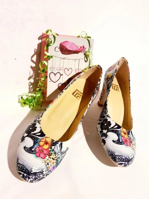 Damenschuhe Designer Pumps Gr. 37 i. bunte Blumen Elegant NEU