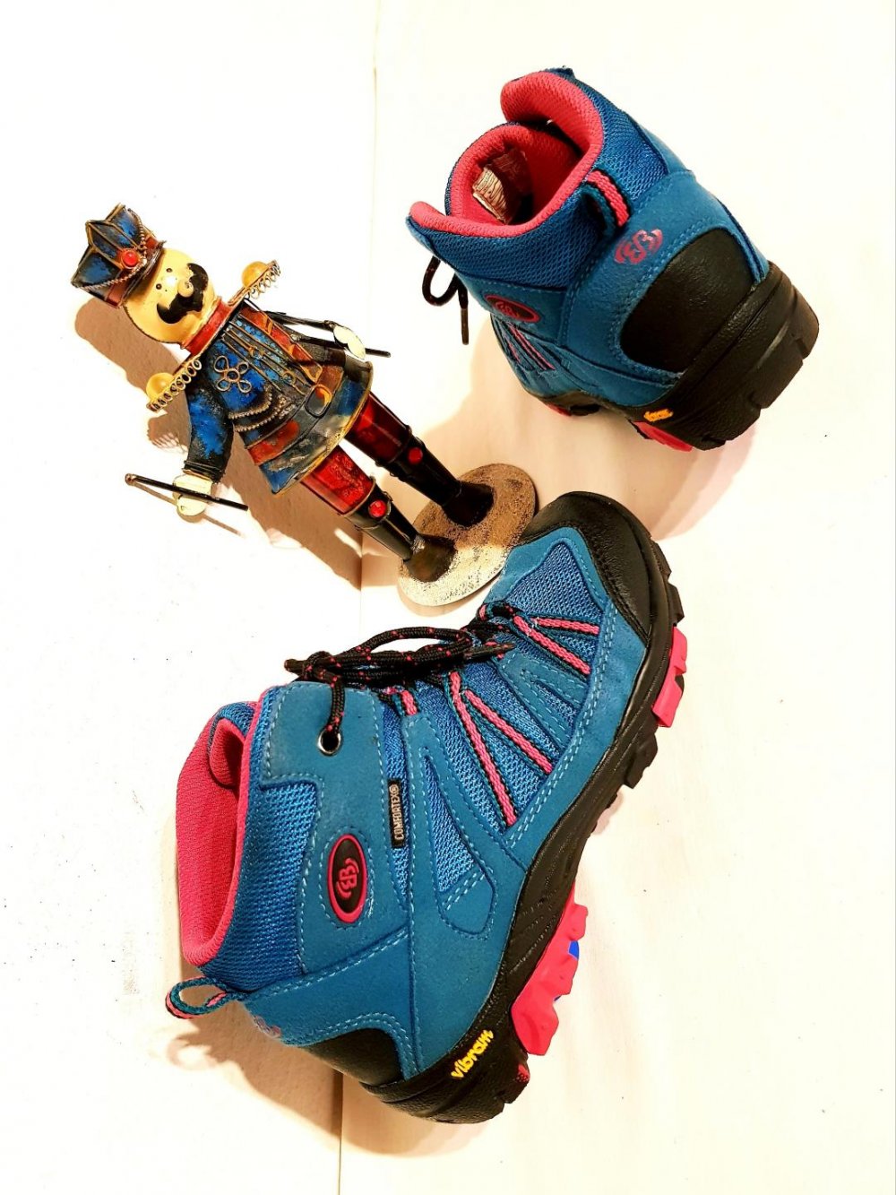 Brütting Girl’s High Trekking and Hiking Boots Gr.33 w. Neu