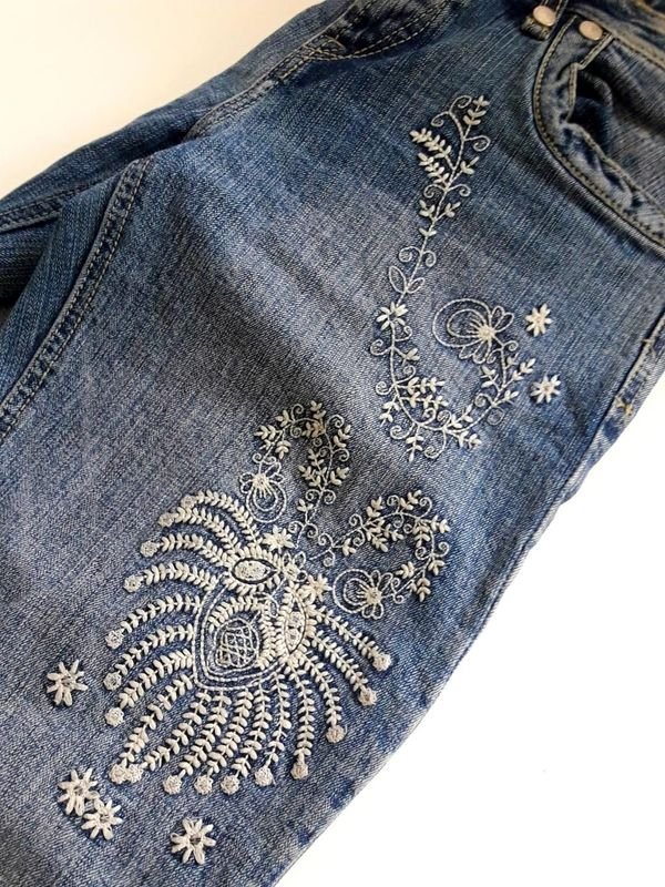 Schlagjeans 60er 70er Jahre Hippie Primelblumen Schlager Festival