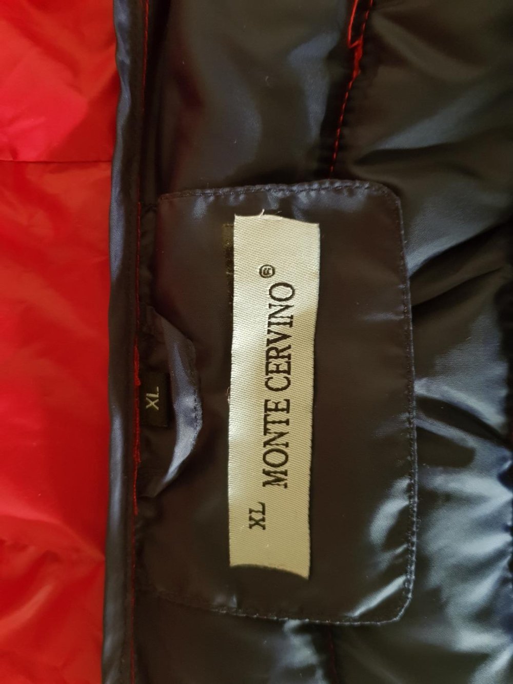 Damenjacke gesteppt Monte Cervino rot m. Kapuze Gr. XL w. Neu