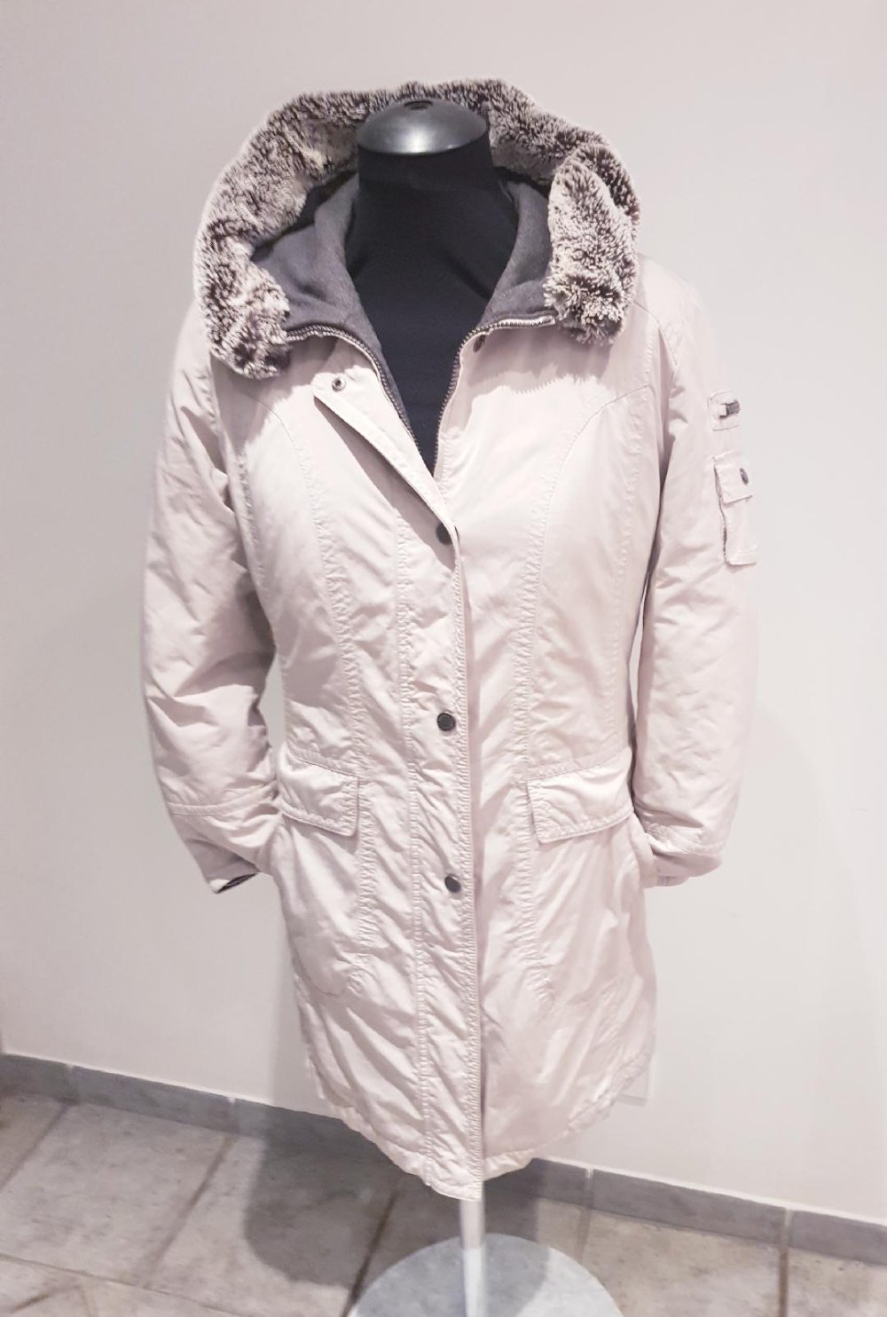 Steppjacke Jacke m. Kapuze-Fell, v. Fuchs & Schmitt beige hell ~ Winter ~