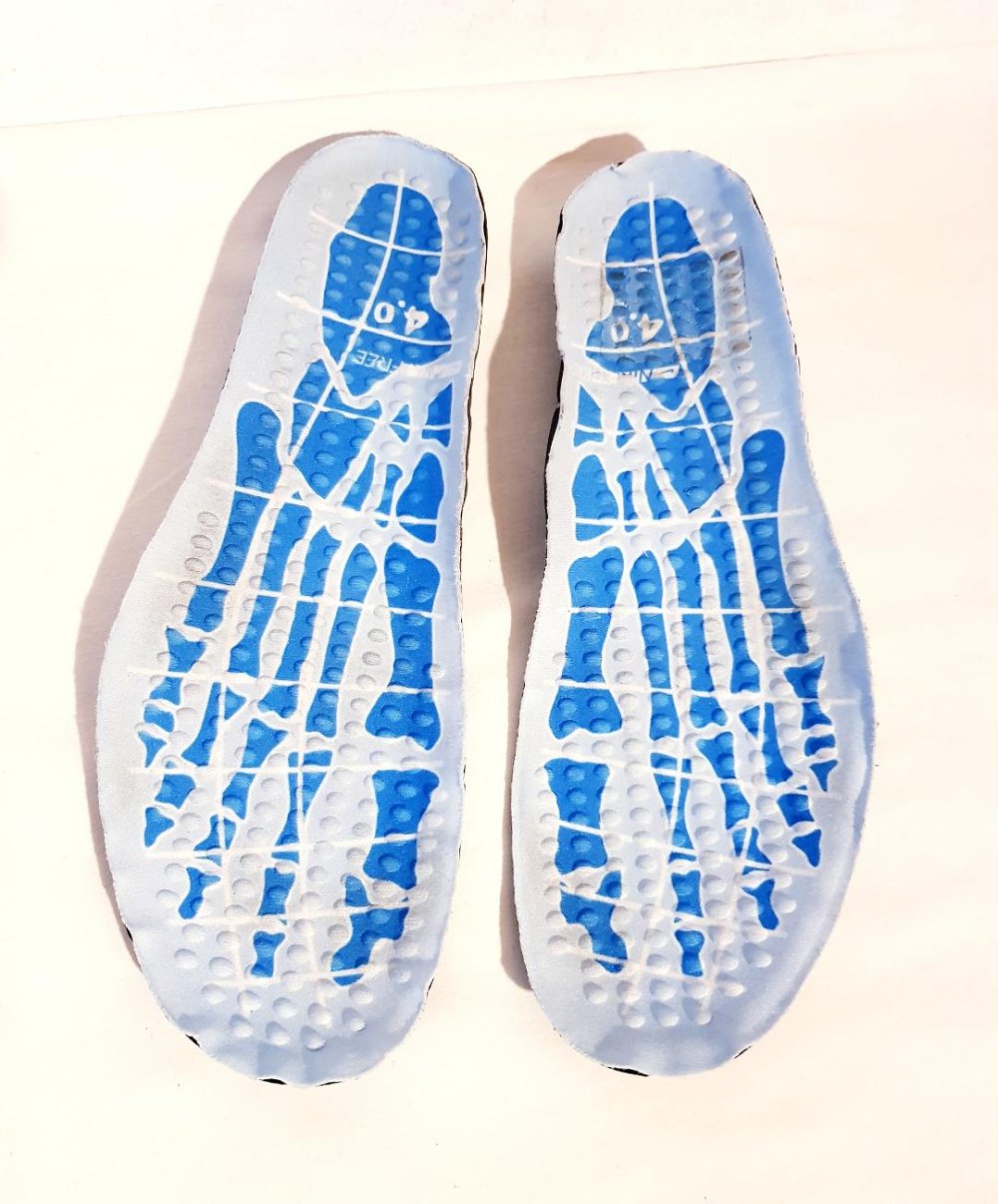 Nike 4.0 Sneaker/Schuhe hellblau Wildleder Gr. 40