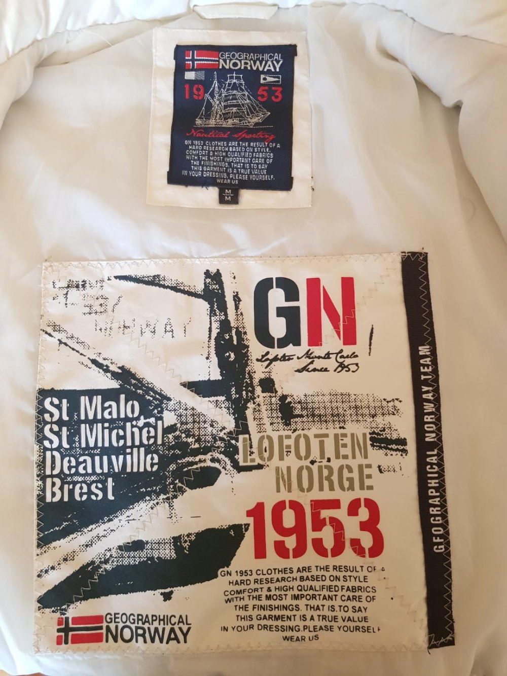 Jacke Norway 1953 Größe -M- weiß mit viel Applikation/en