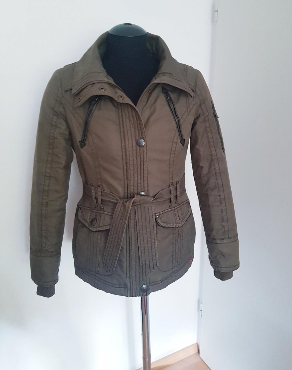 Damenmantel mit Fell Fa. EDC ( San Franciscoa ) hochwertig/ Gr.40