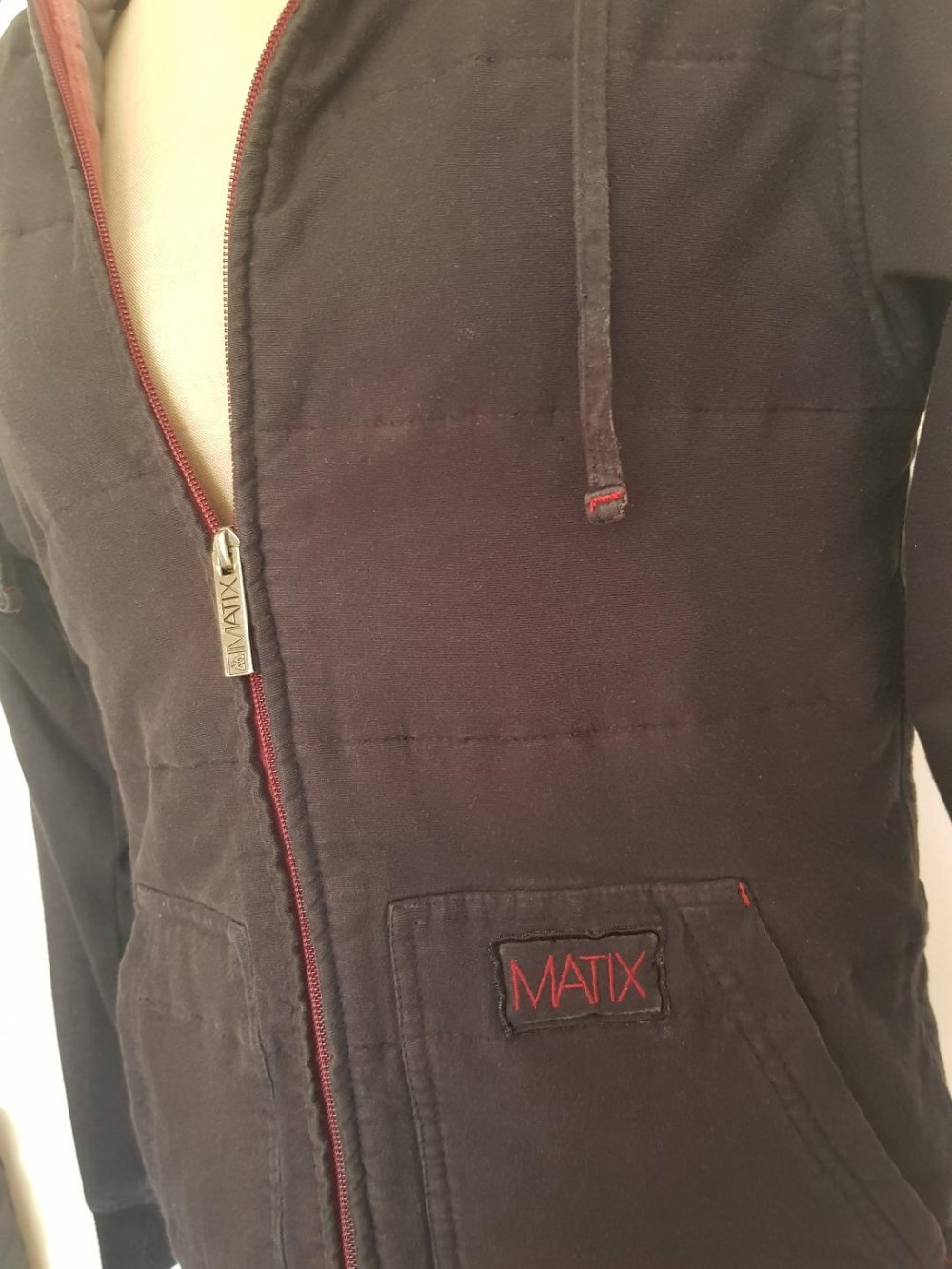 Jacke Schwarze Übergangsjacke m. Kapuze Gr. -S-
