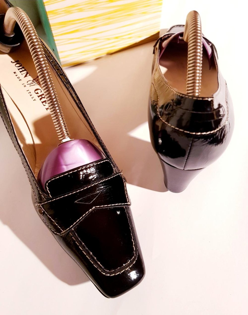 Damenschuhe Pumps Designer JOHN GREY Gr. 39 Echtleder 5 cm Absatz Schwarz Elegant