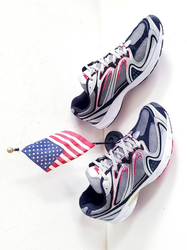 Sportschuhe Turnschuhe -Laufschuhe Silber Damen Gr. 42 NEU