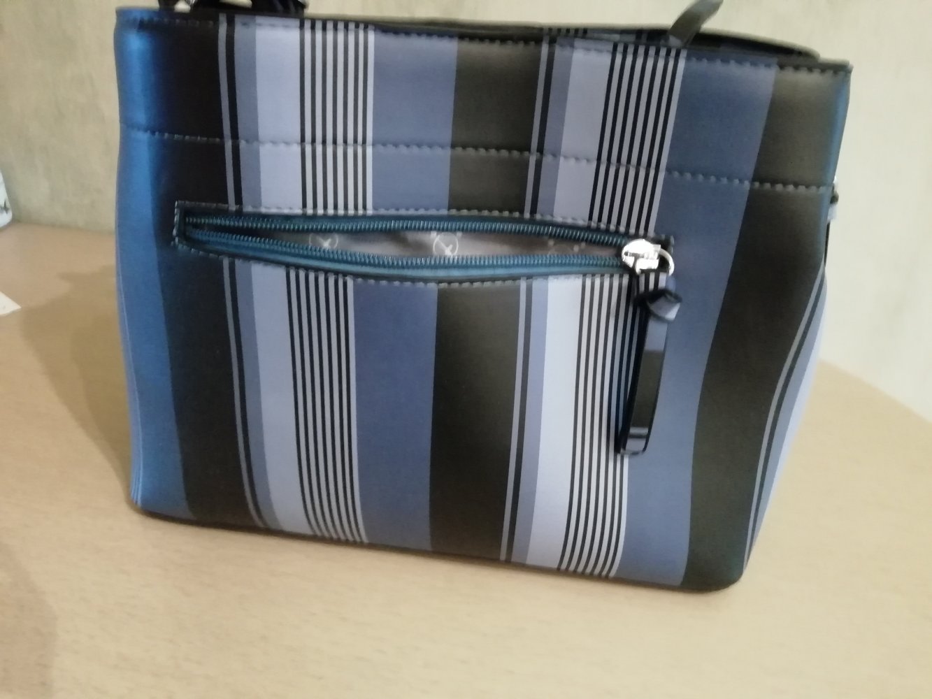 Handtasche, gestreift