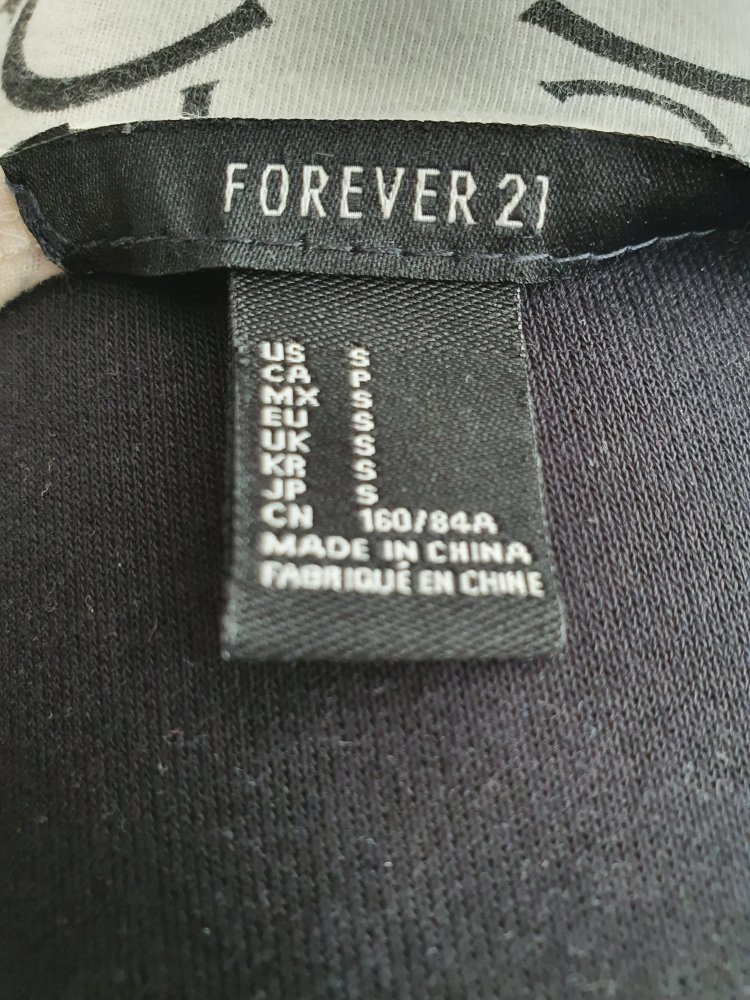 Stilvolles kurzes Kleid