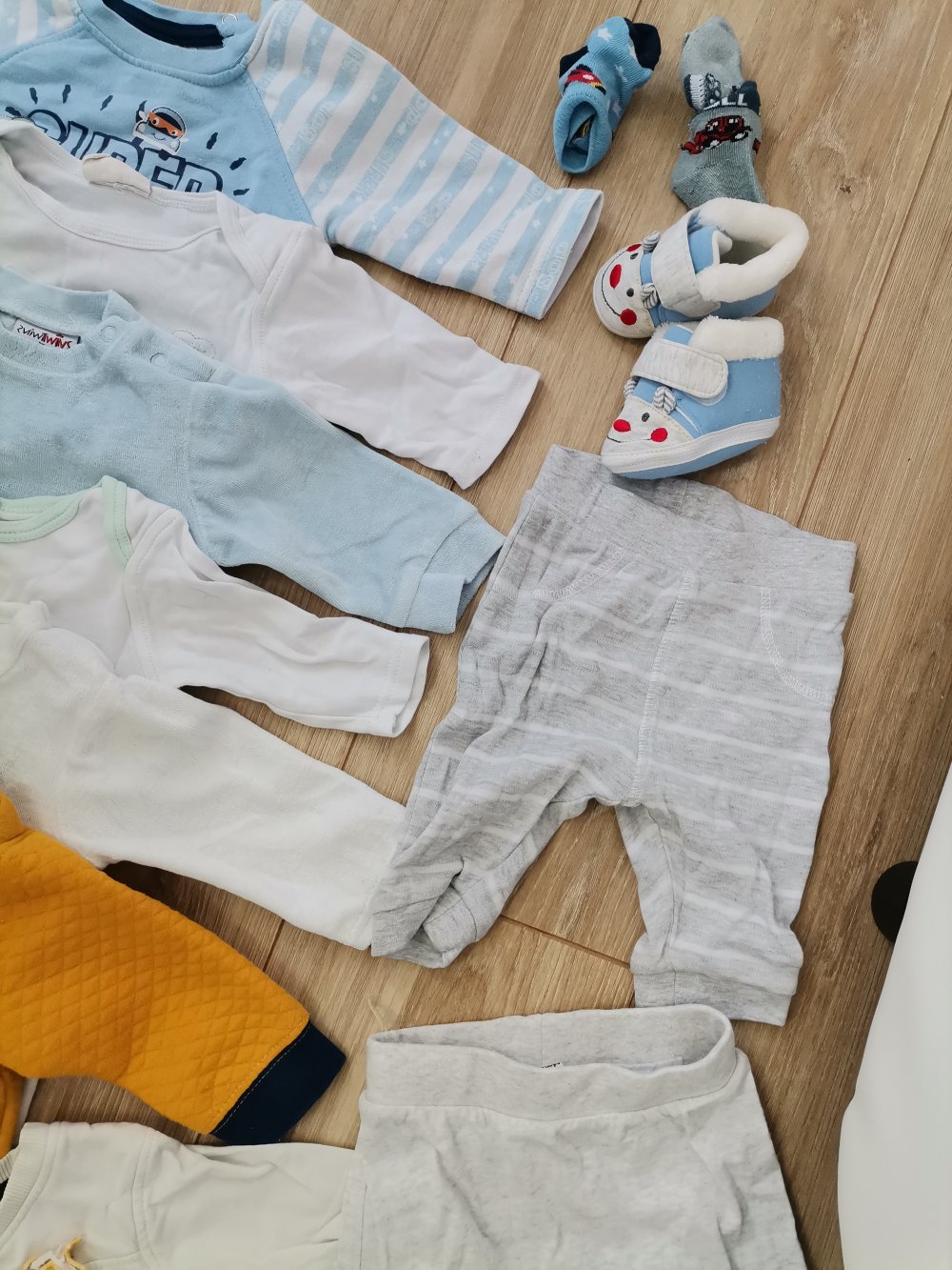 Baby Bekleidungspaket gr. 62