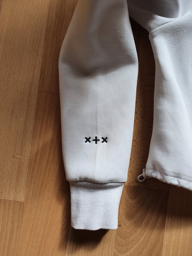 Body Engineers Crop Hoodie